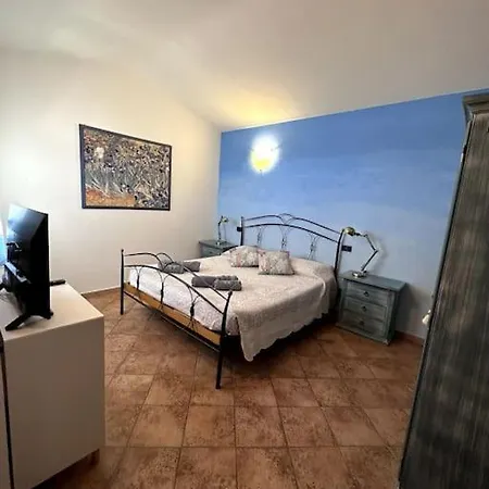 Pietra Rossa, La Veranda Nyaraló *