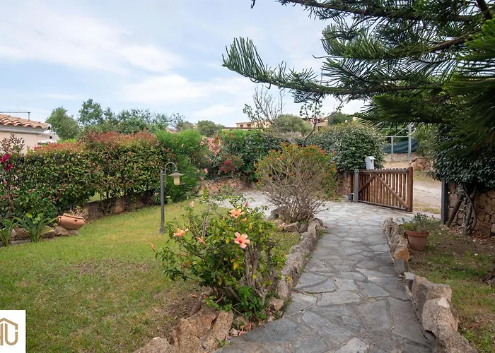 Semesterbostad Pietra Rossa, La Veranda Tanaunella